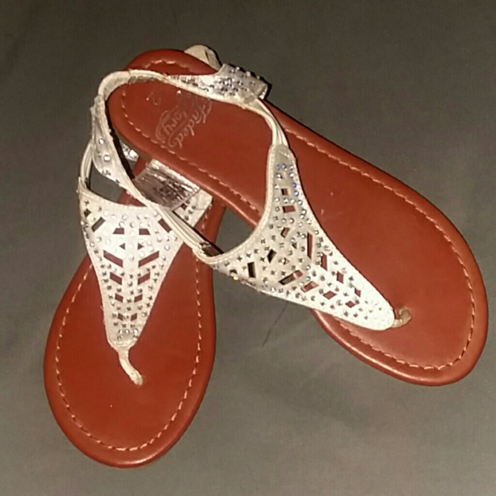 Girls White and Rhinestone Sandals Size 2